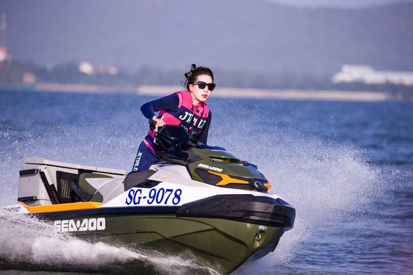 Uống nhầm rocket, nhưng trúng số được cô bạn gái giúp đỡ